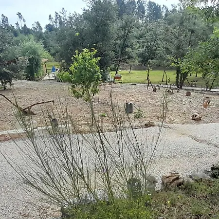 Quinta Da Bolota Small Farm stay *
